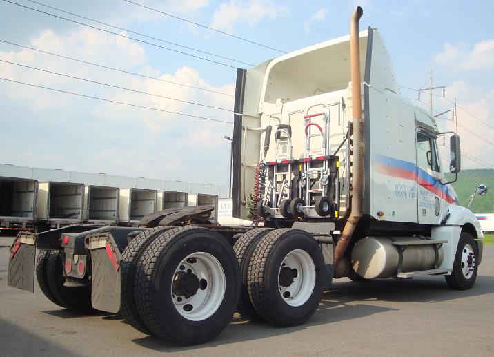 Willow Run Foods Freightliner Columbia tractor